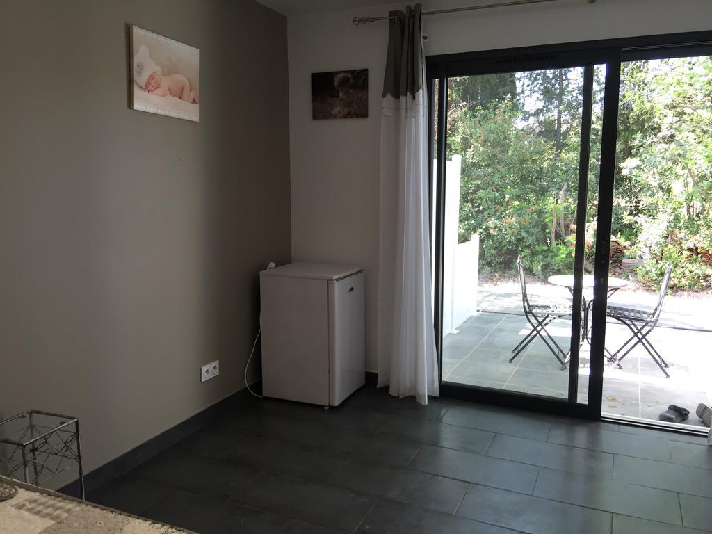 Chambres D'Hotes Le Mas Du Bijou Bleu Puget-sur Argens Exteriör bild