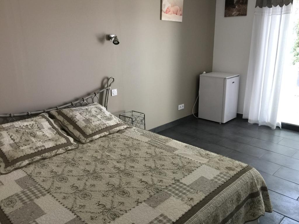 Chambres D'Hotes Le Mas Du Bijou Bleu Puget-sur Argens Exteriör bild