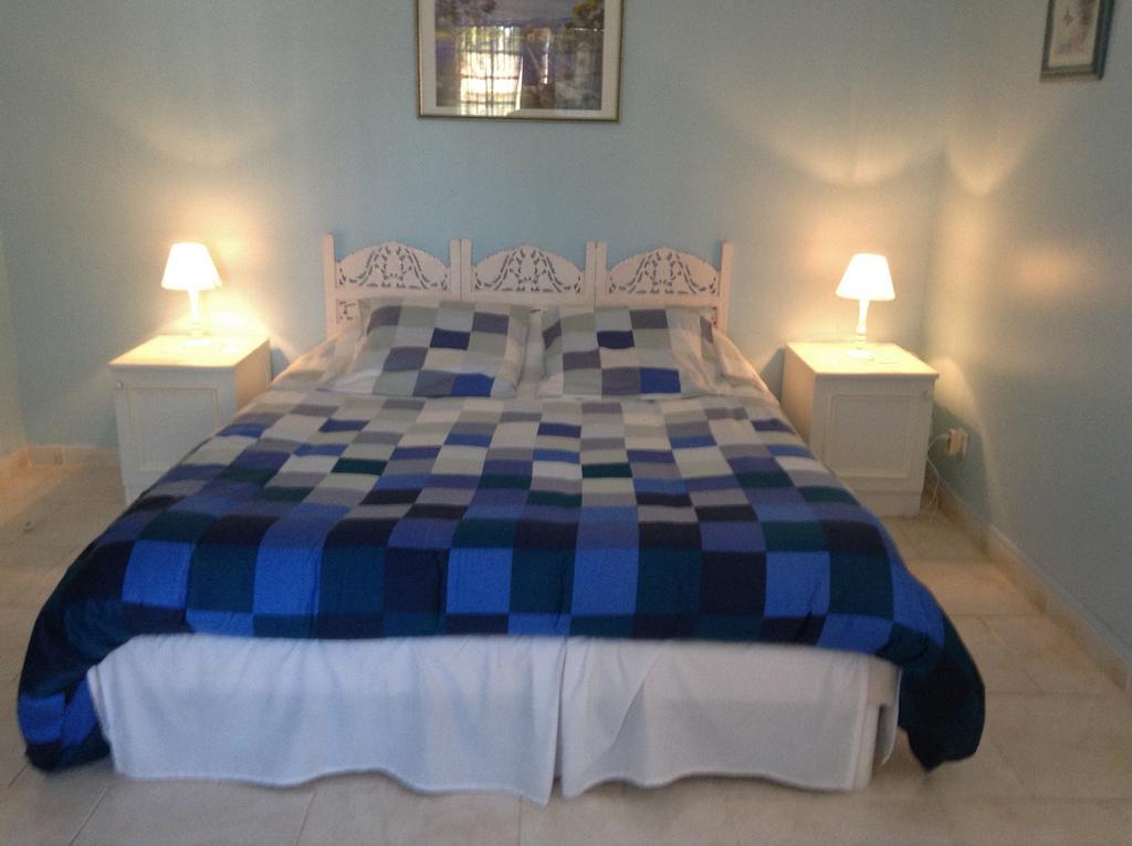 Chambres D'Hotes Le Mas Du Bijou Bleu Puget-sur Argens Exteriör bild