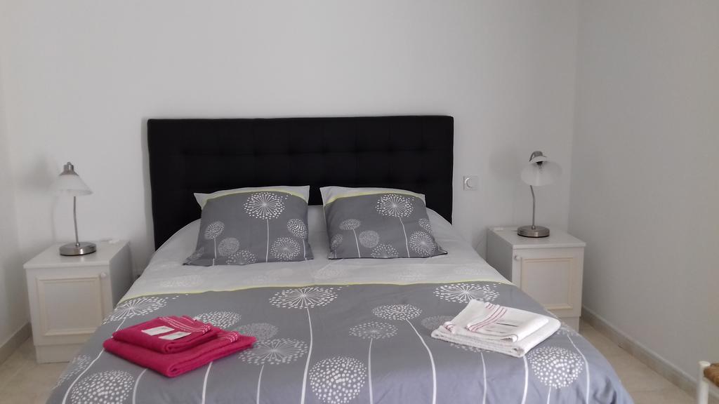 Chambres D'Hotes Le Mas Du Bijou Bleu Puget-sur Argens Exteriör bild